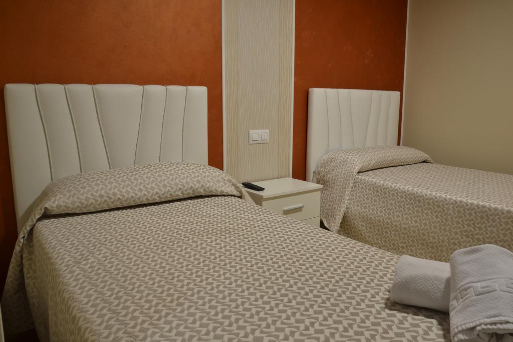 Hostal El Bugar Teruel Dış mekan fotoğraf